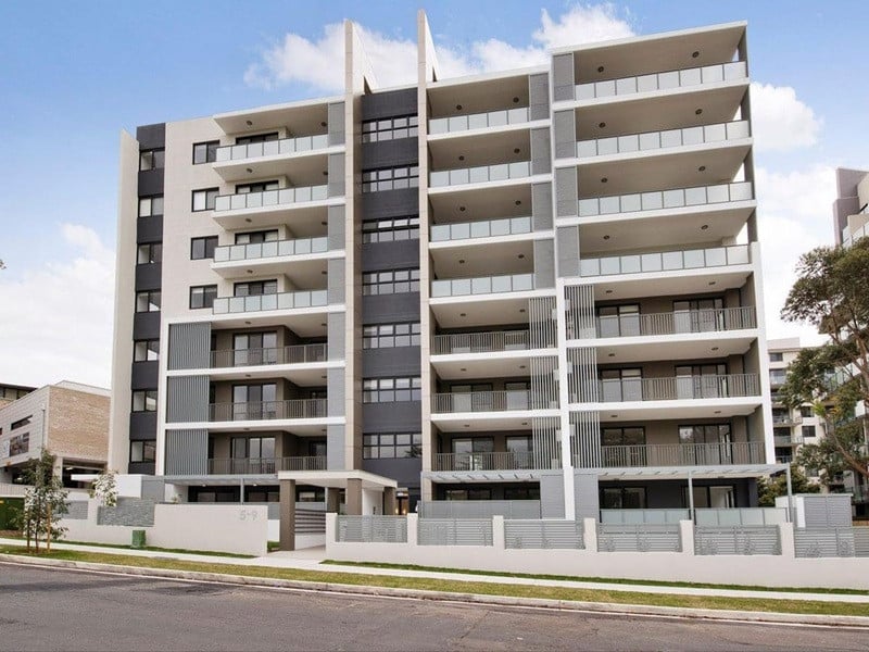 Waitara Avenue, Waitara